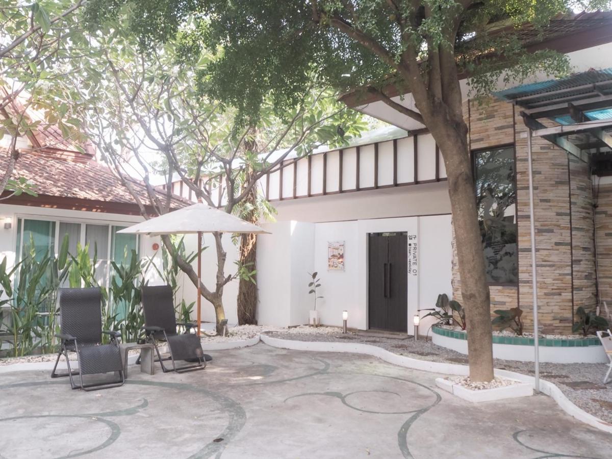 Baan Weekday Private 02 Hotel Chiang Mai Ngoại thất bức ảnh