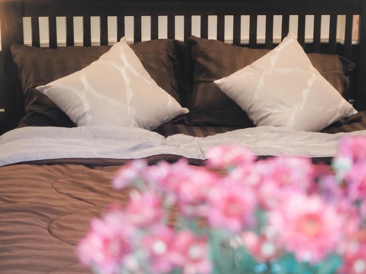 Baan Weekday Private 02 Hotel Chiang Mai Ngoại thất bức ảnh